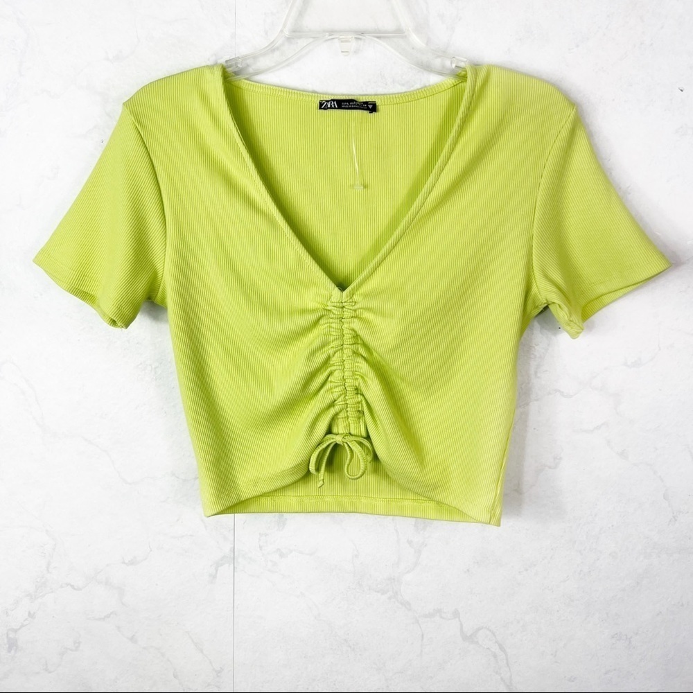 [Zara] Bold Ribbed V Neck Crop